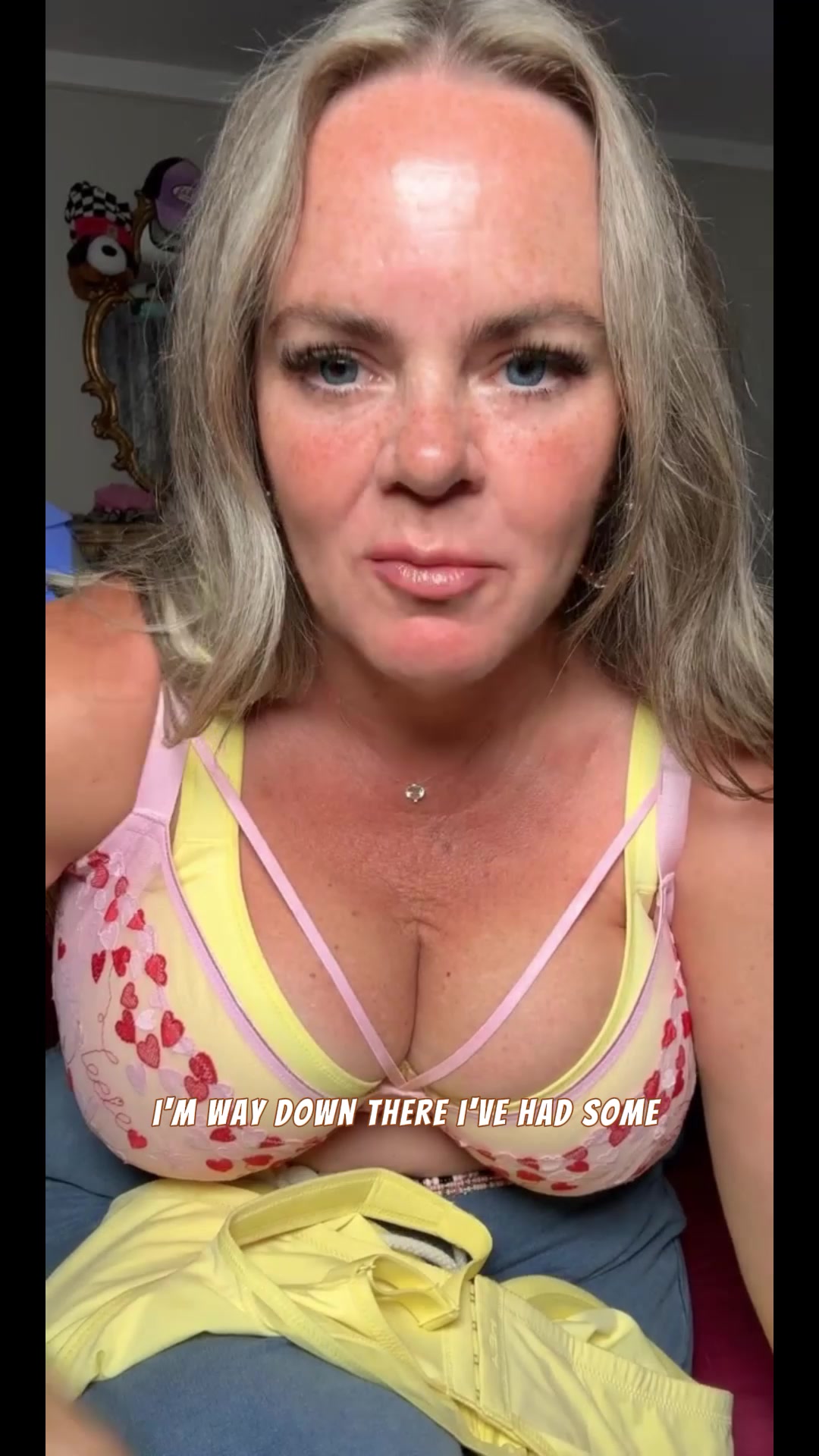 @bigboobbestie