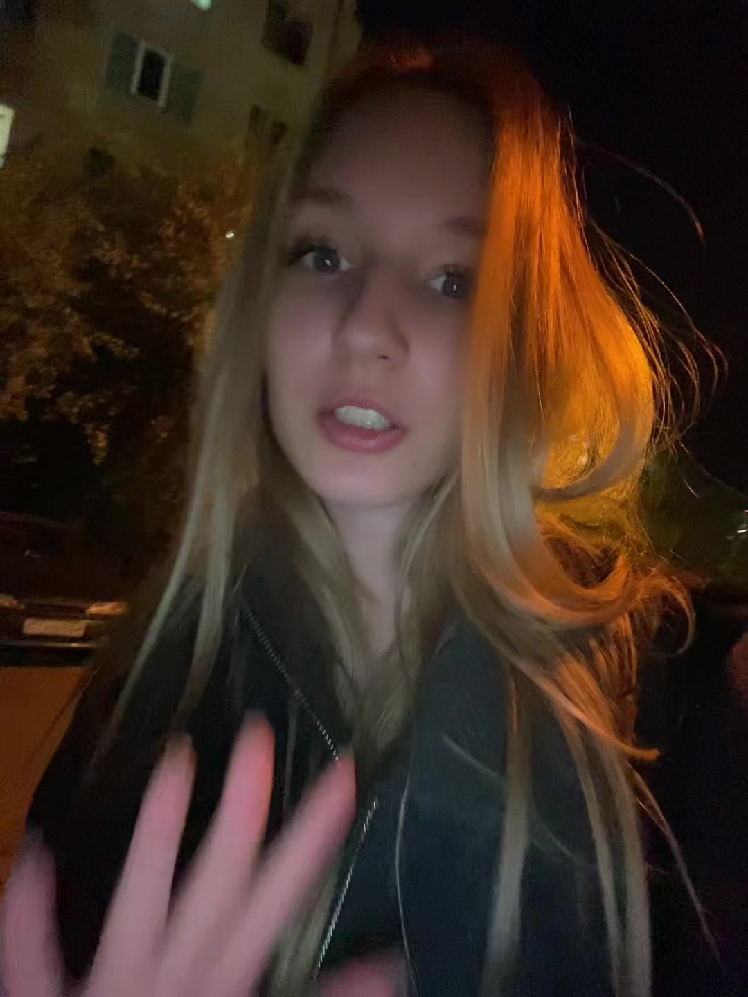 @Утюг
