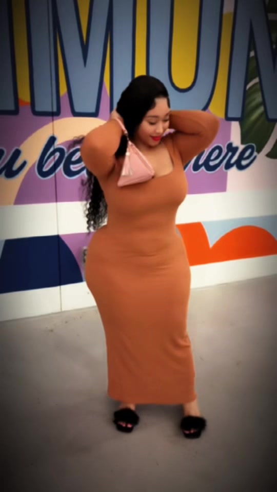 @YourAuntieMoe