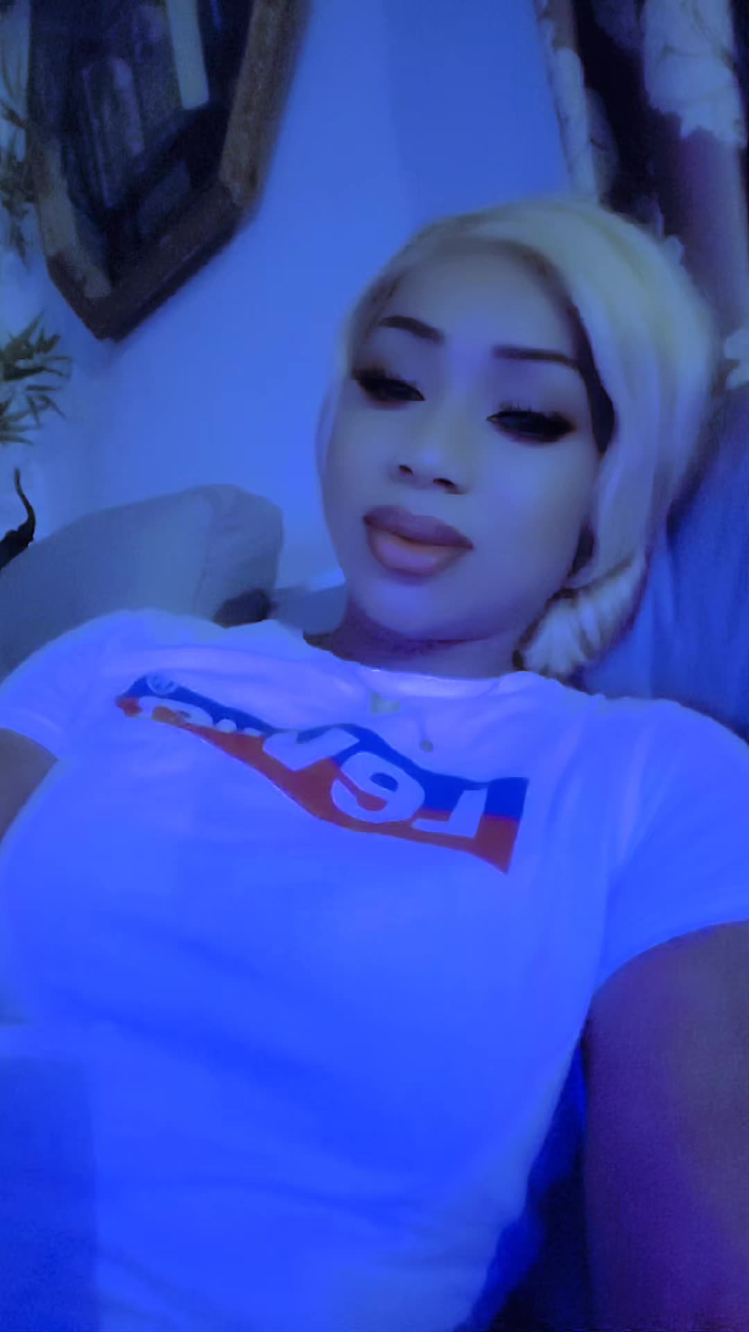 @Aidache