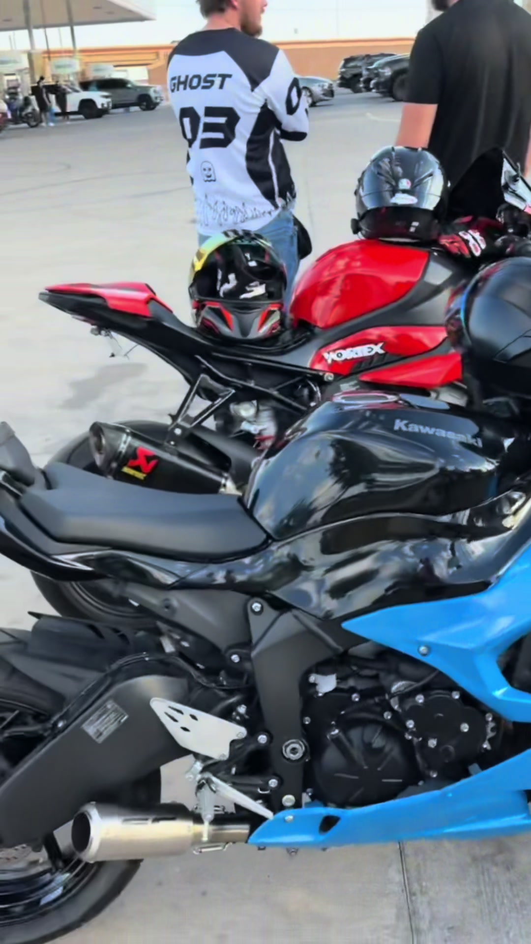 @LbkGsx8R