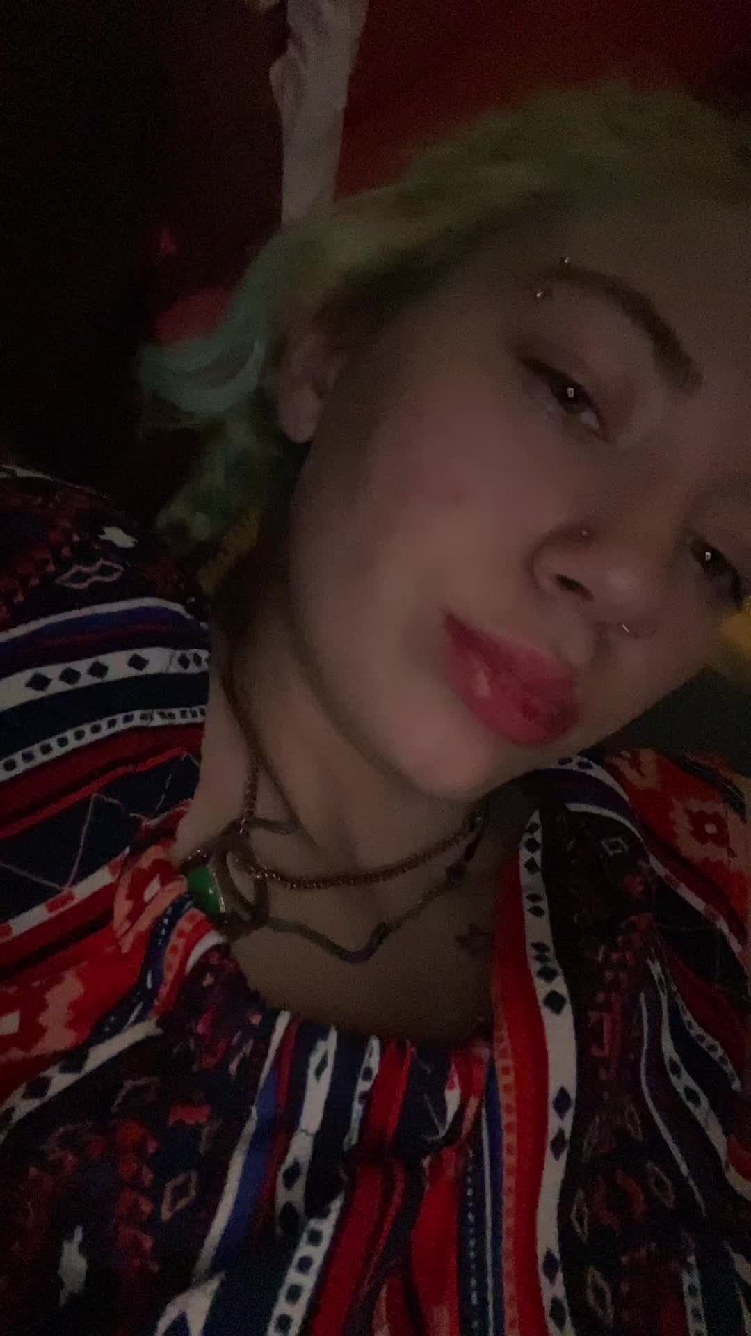 @Lilliy Henson