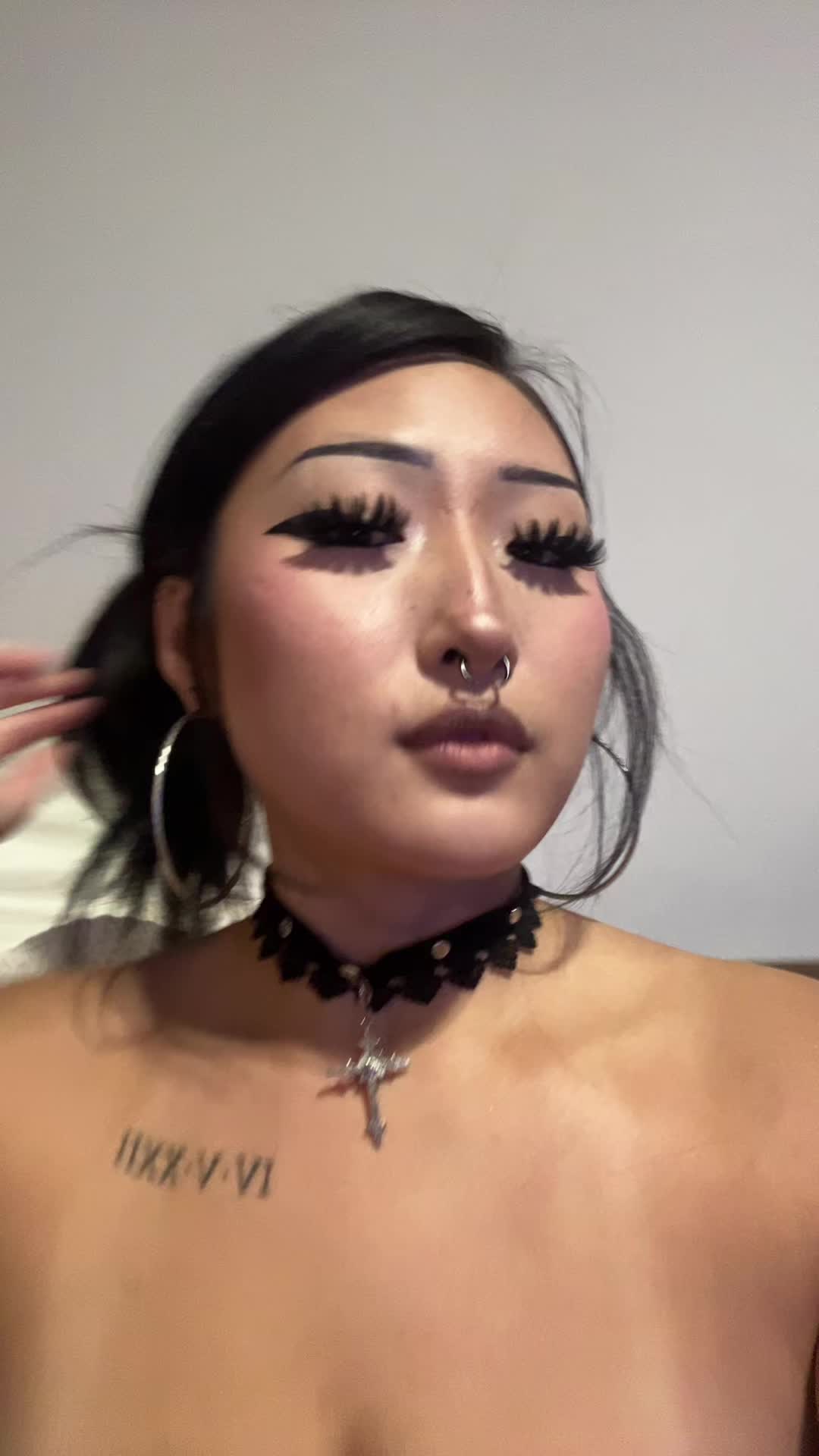 @༺♱༻
