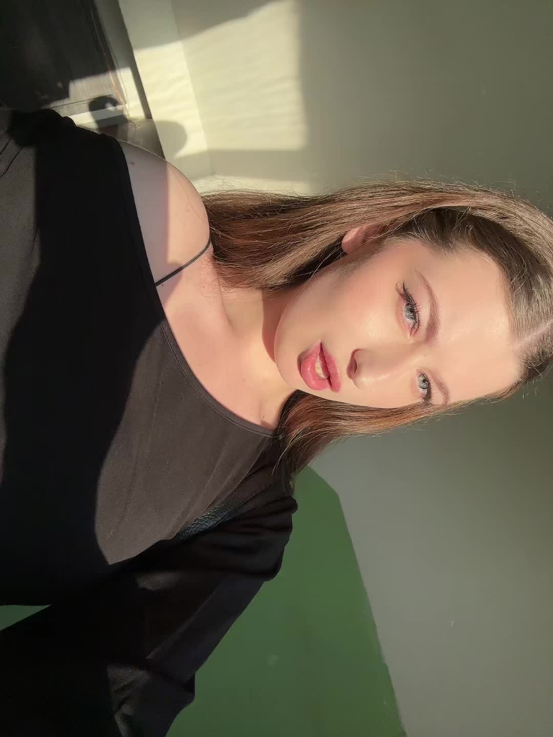 @skatril