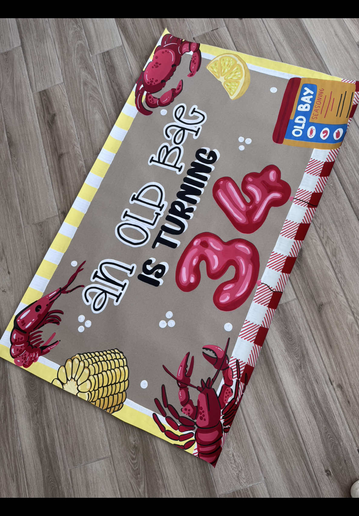 @Lindsey | Banner Artist & Mom