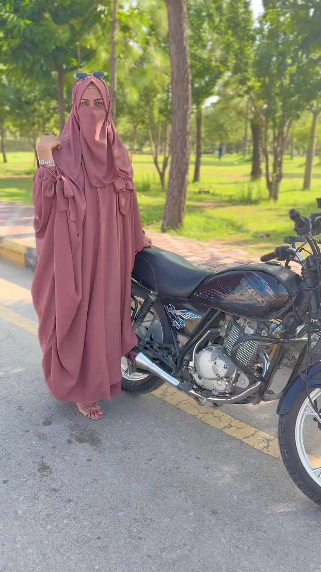 @Iqraqayyumjanjua