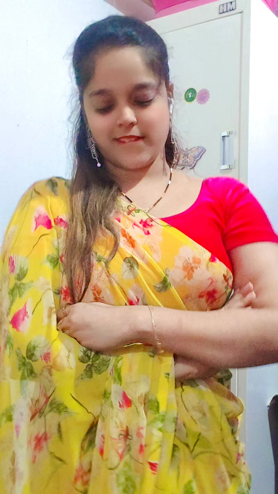 @მէէἶէմძ&epsilon; ցἶɾl 😎👸🤫