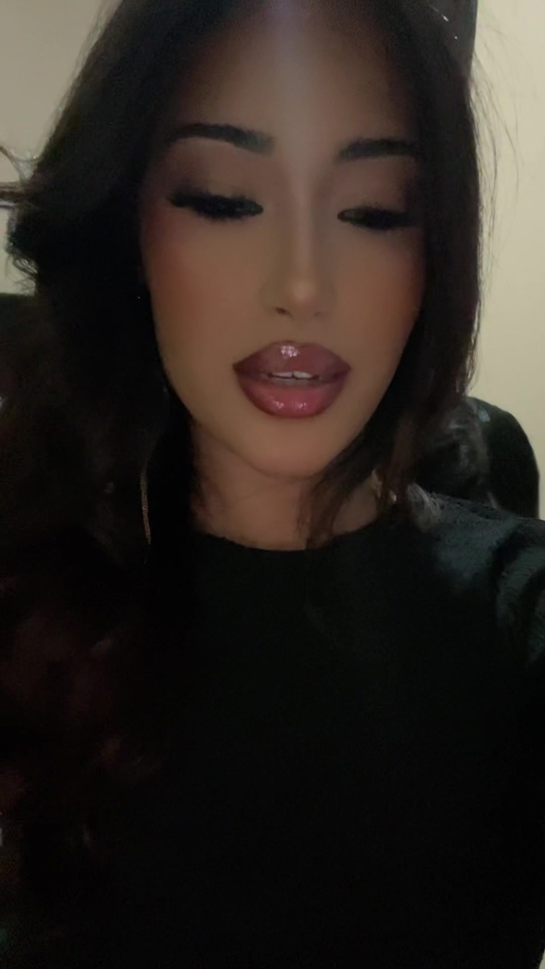 @F💋