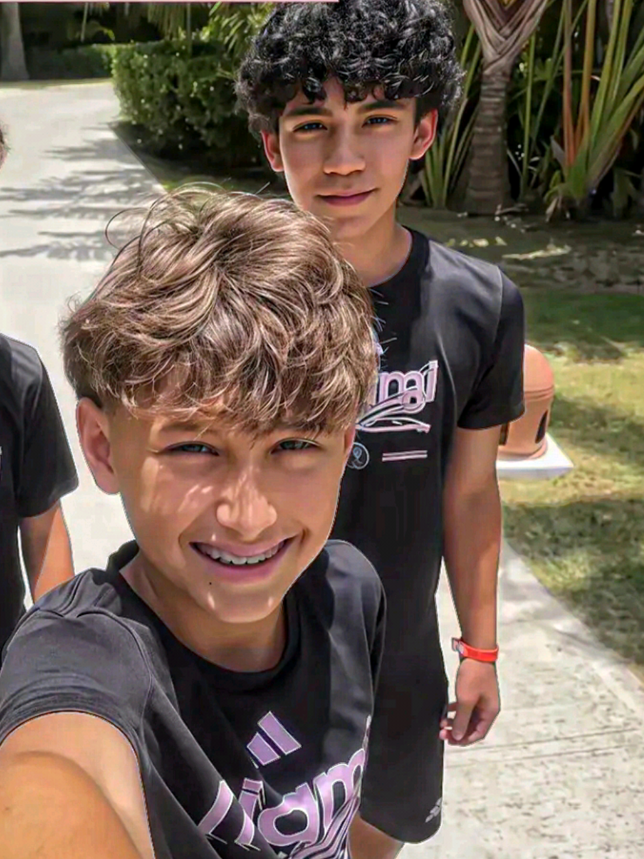 @EleazarXml