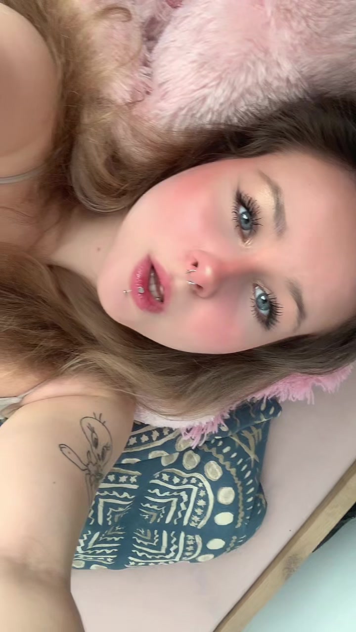 @Iza