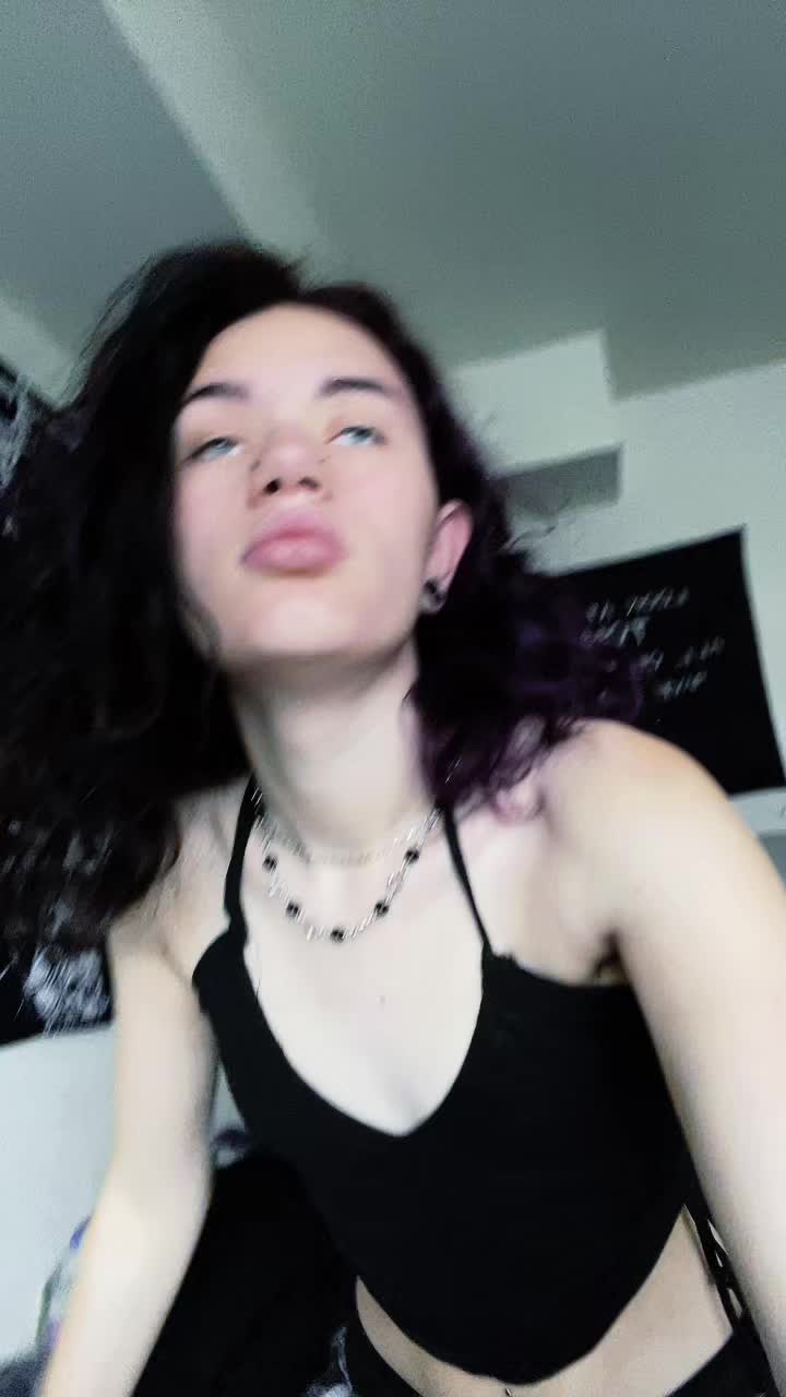 @lil.ghost.girl.bk