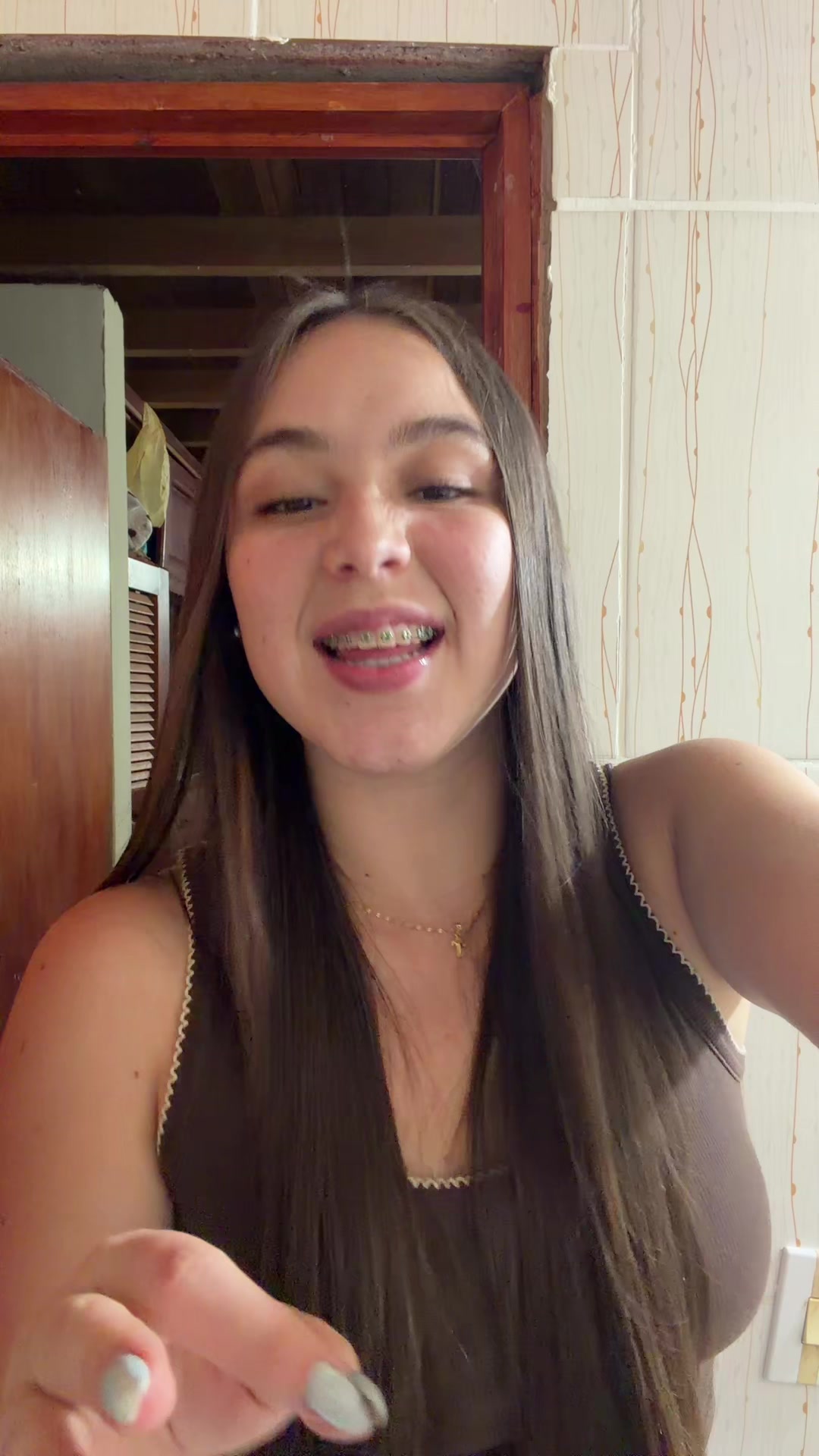 @Abysico