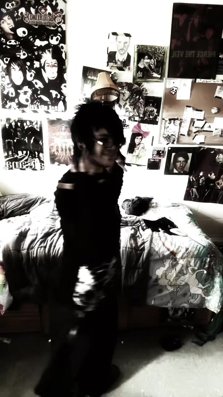 @Ｔʀ𝑒ʋ☢︎ʀ❤︎𝒱𝒶𝓁𝑒𝓃𝓉𝒾𝓃𝑒