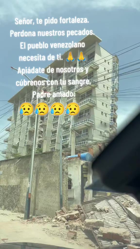 @roxxy