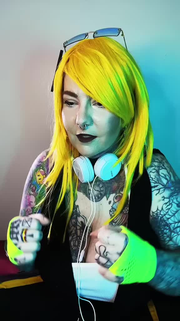 @FriendlyEchos_on_Twitch