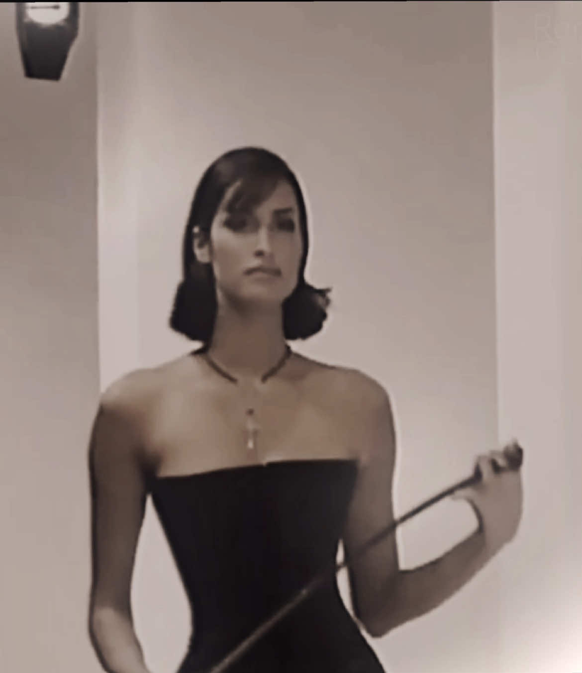 @👠
