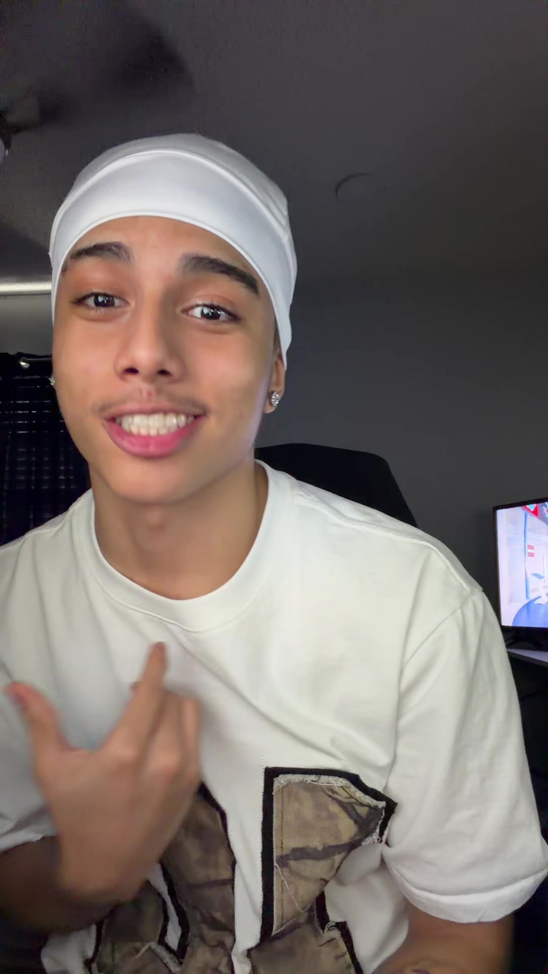 @Joelknocked