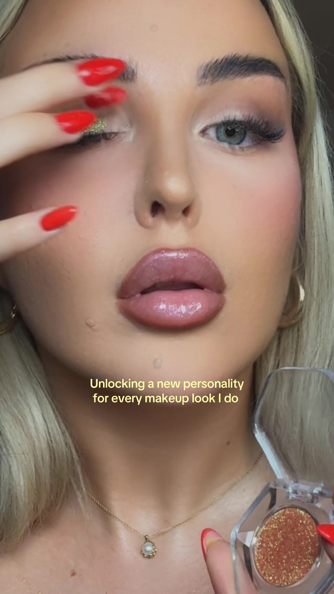 @Anto| MUA & Esthetician