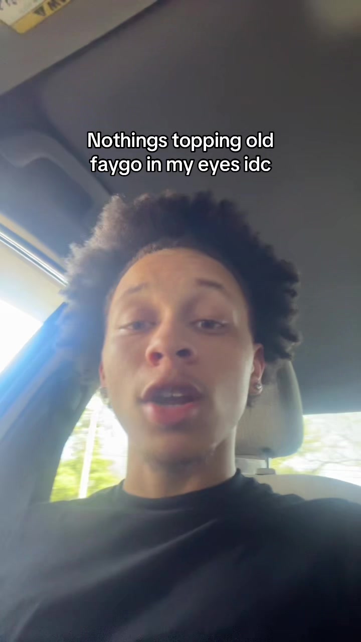 @🎲