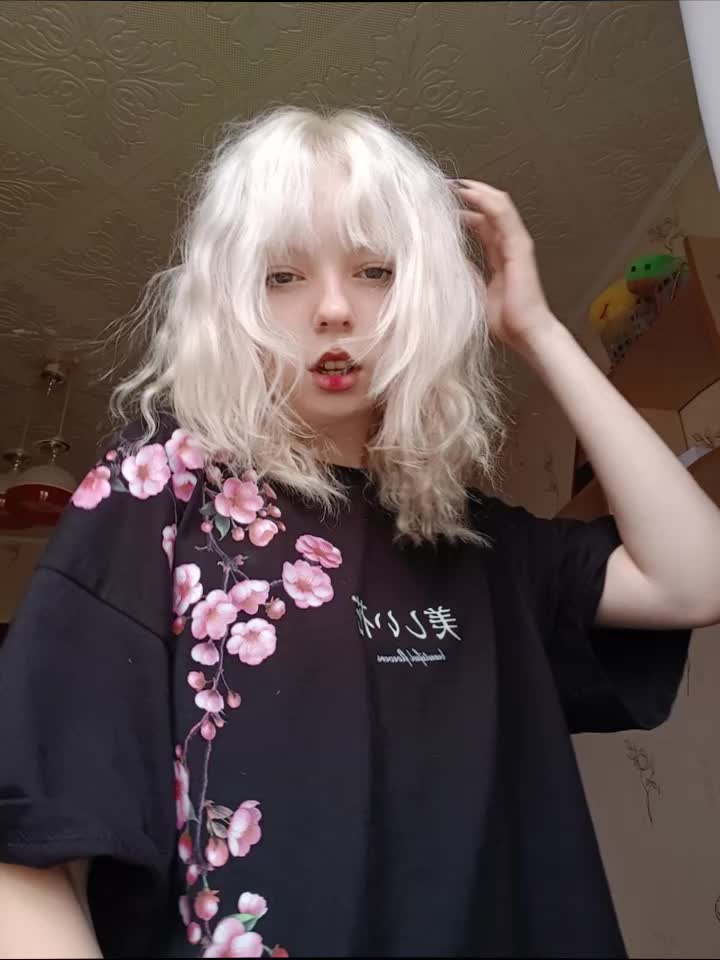@♡The girl of the dealer♡
