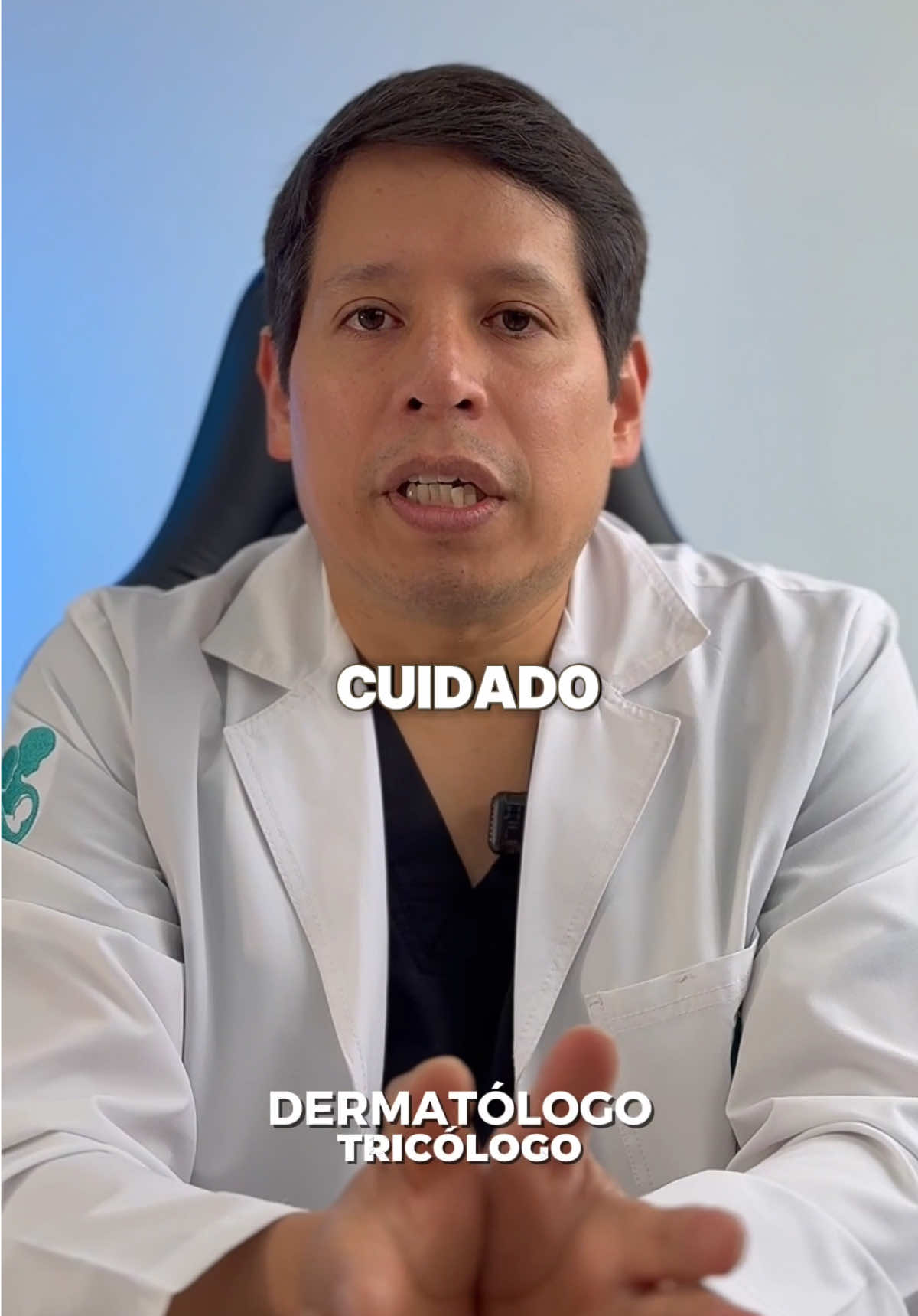 @Dr.Misari_dermat&oacute;logo