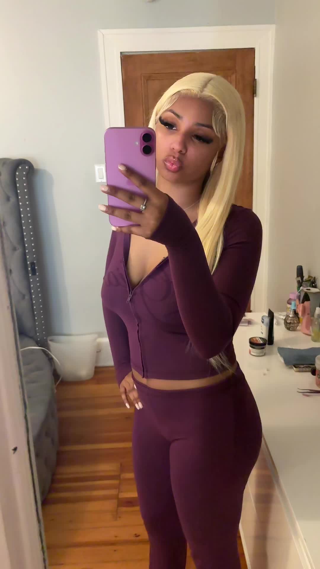 @lailaa!