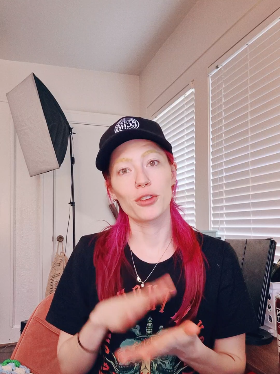@Victoria | DIY + Beauty