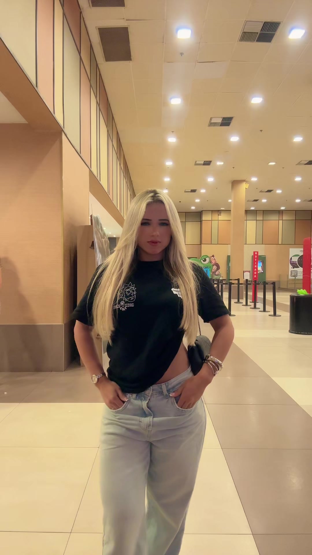 @larissasantosoficial 🩵