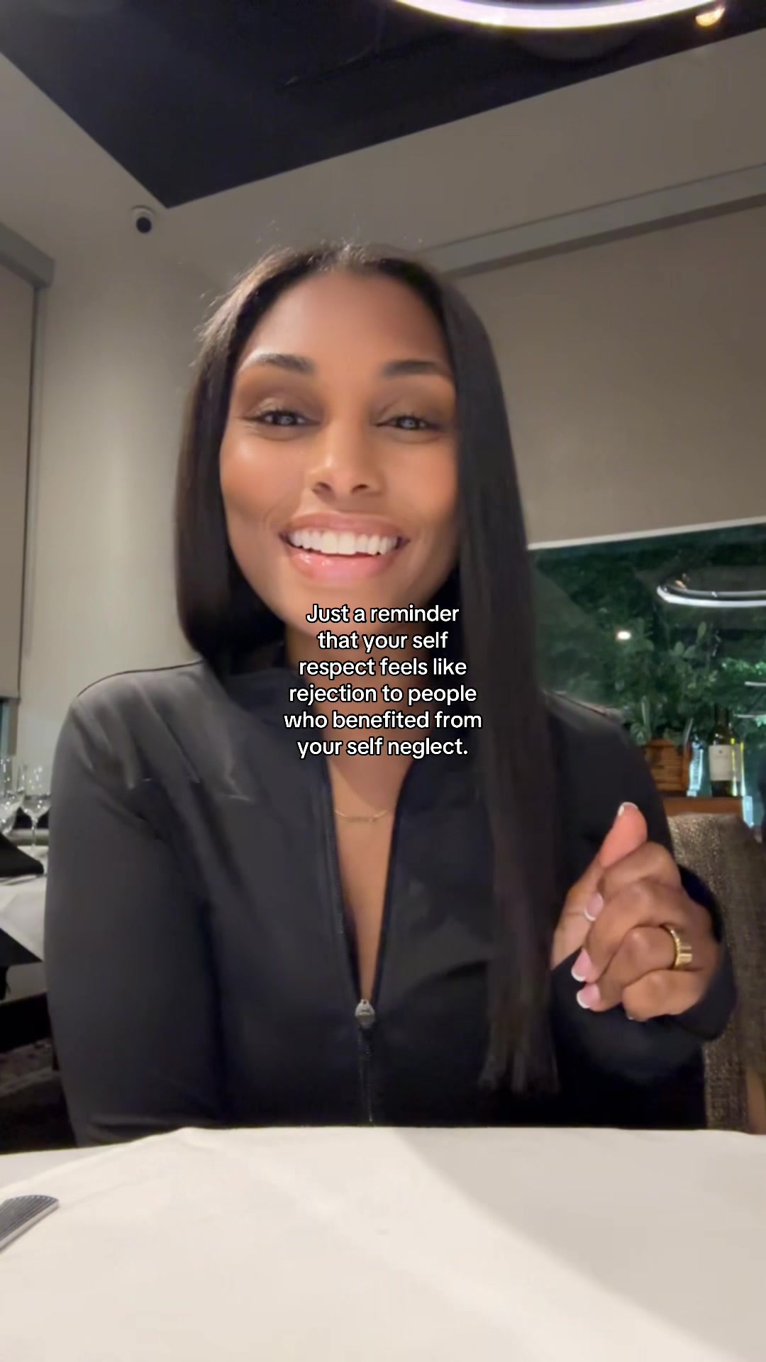 @Msshalaedwards