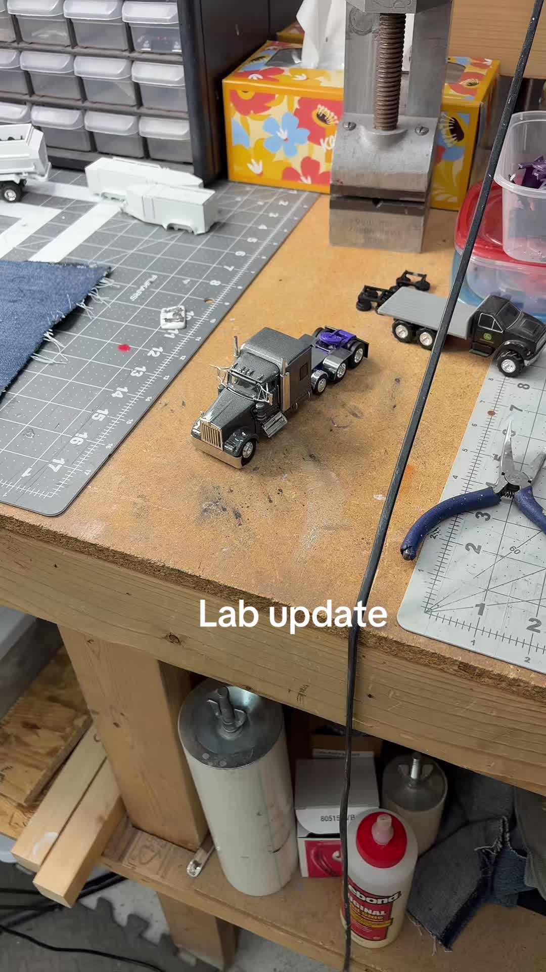 @rockinhfarmtoys