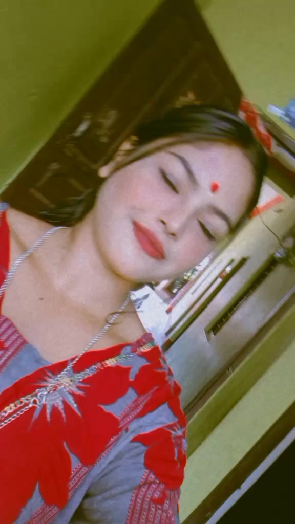 @Aasha Mandal 💋😘🕊️🎀