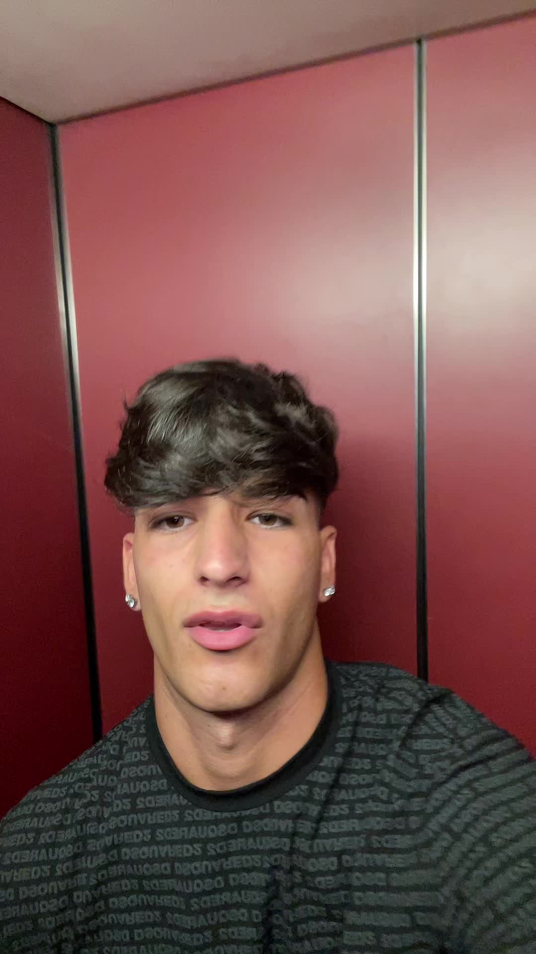 @Angelo🏴