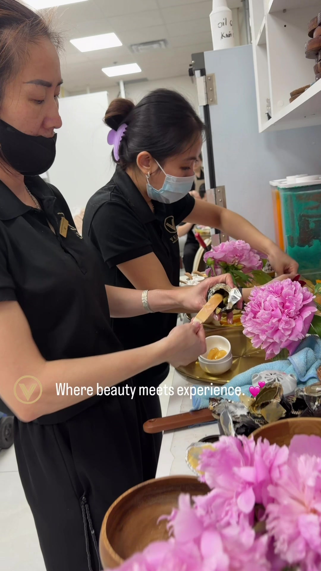 @velvet nails kw