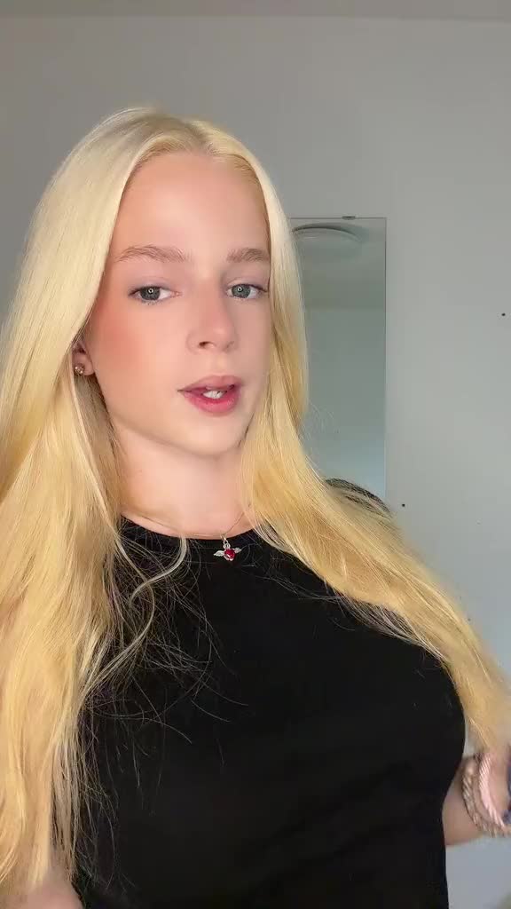 @𝓁𝒾𝓋𝒾 🎀
