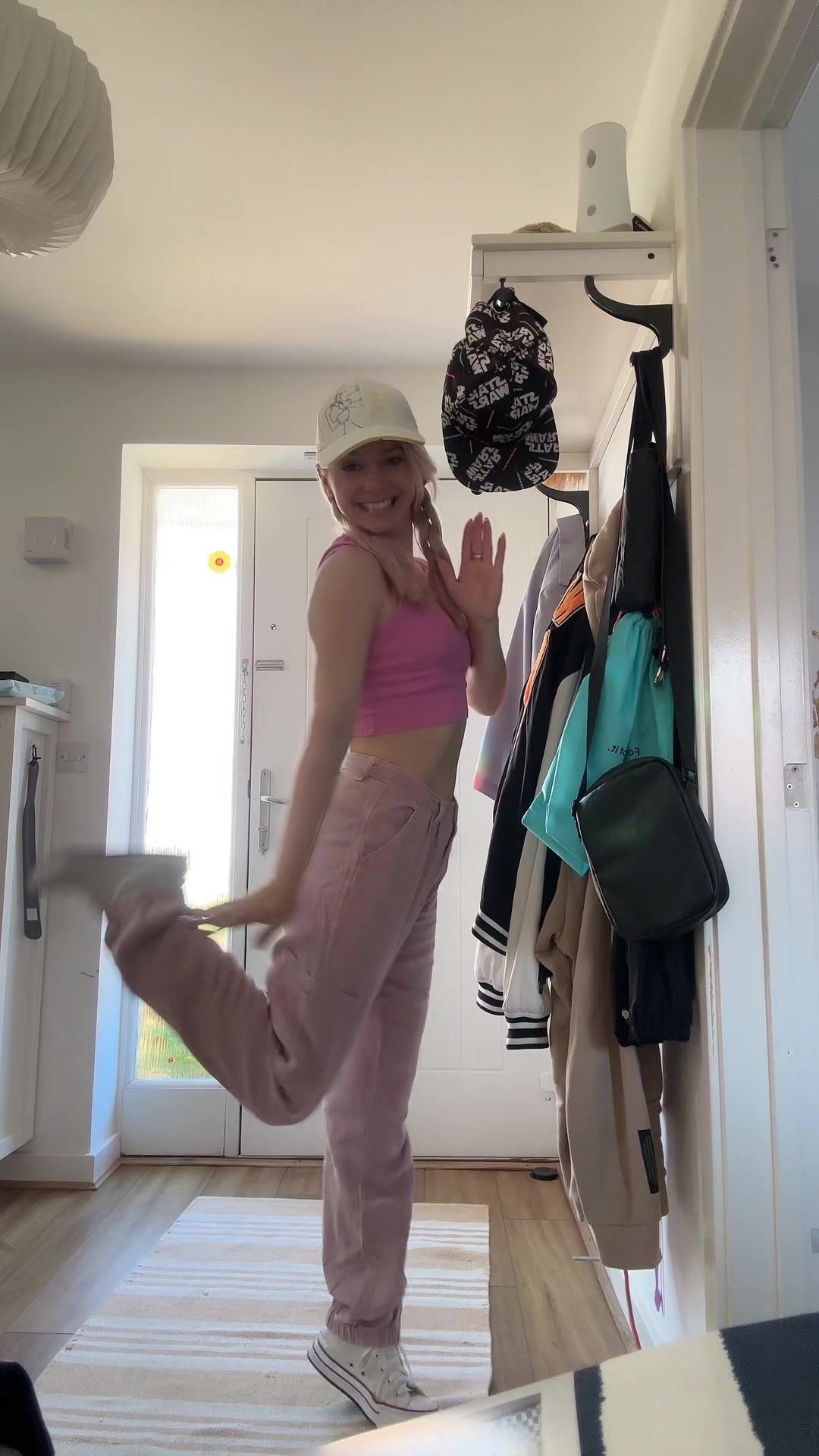 @SmileyDani158