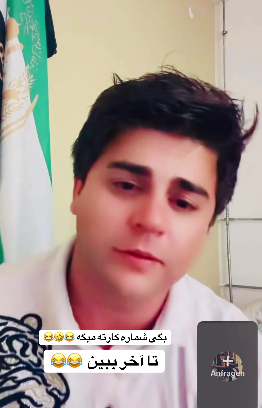 @٬