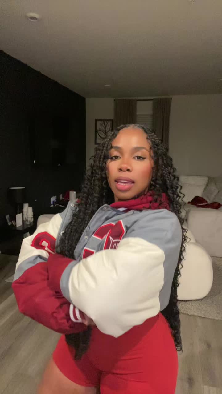 @Kiana Jones