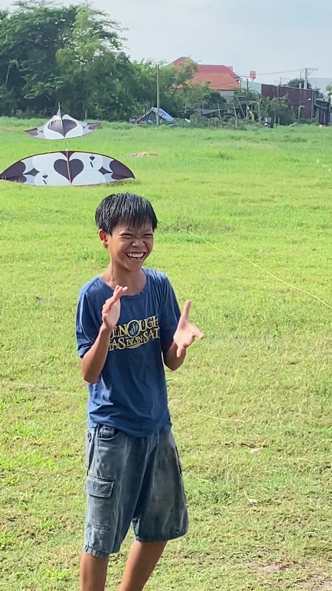 @Thả diều c&ugrave;ng Lợi