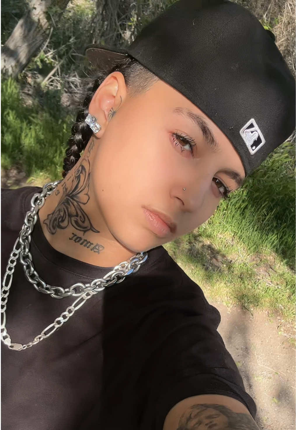 @g