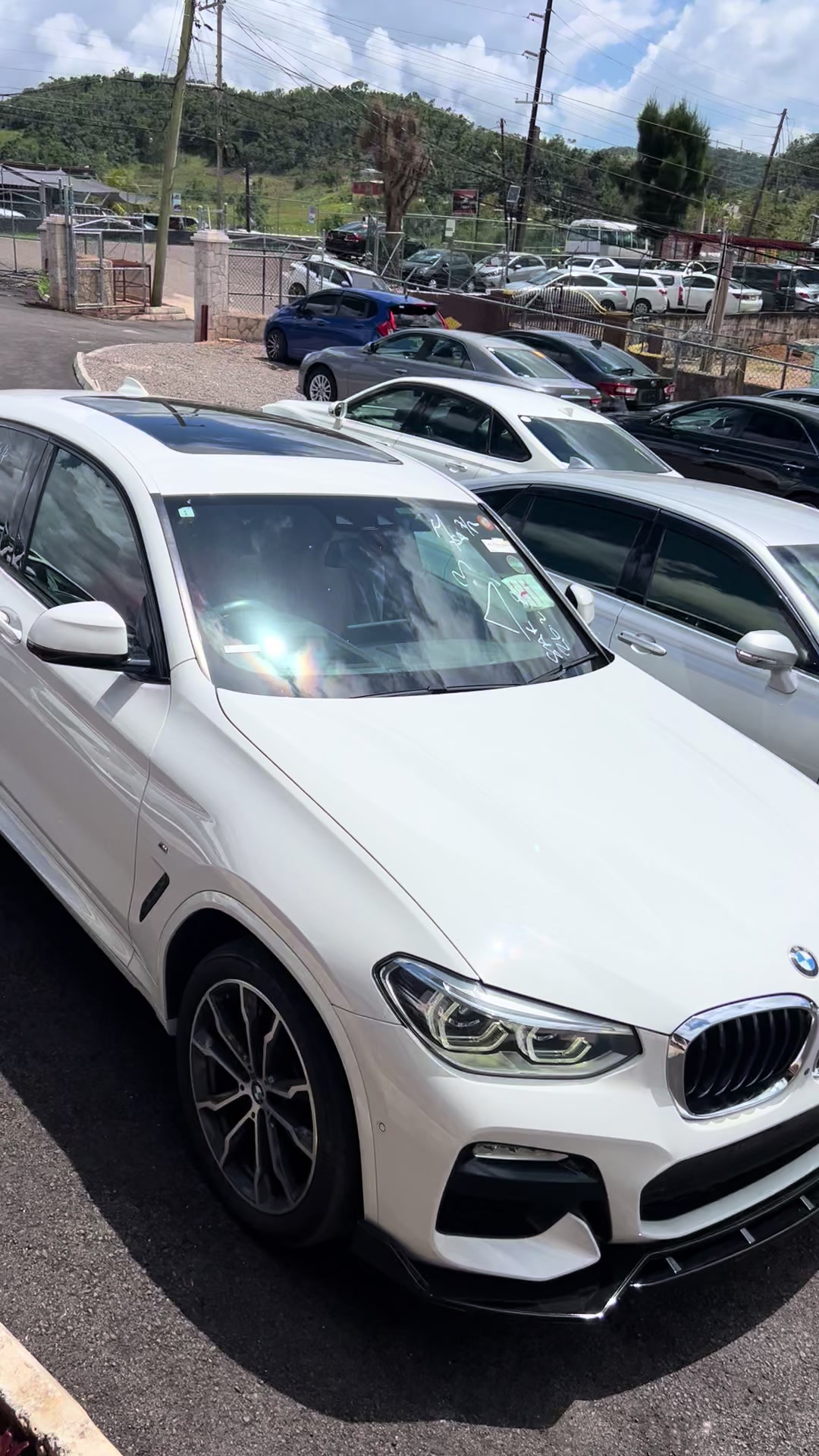 @Dwanique Auto Sales Limited