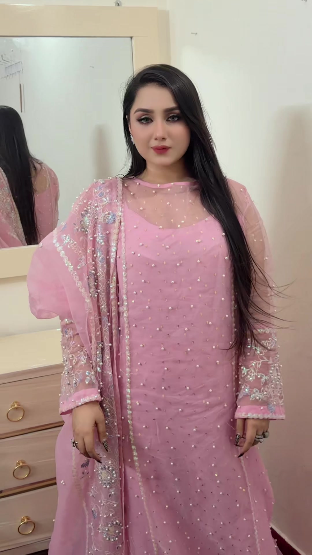 @AnEy haShmi