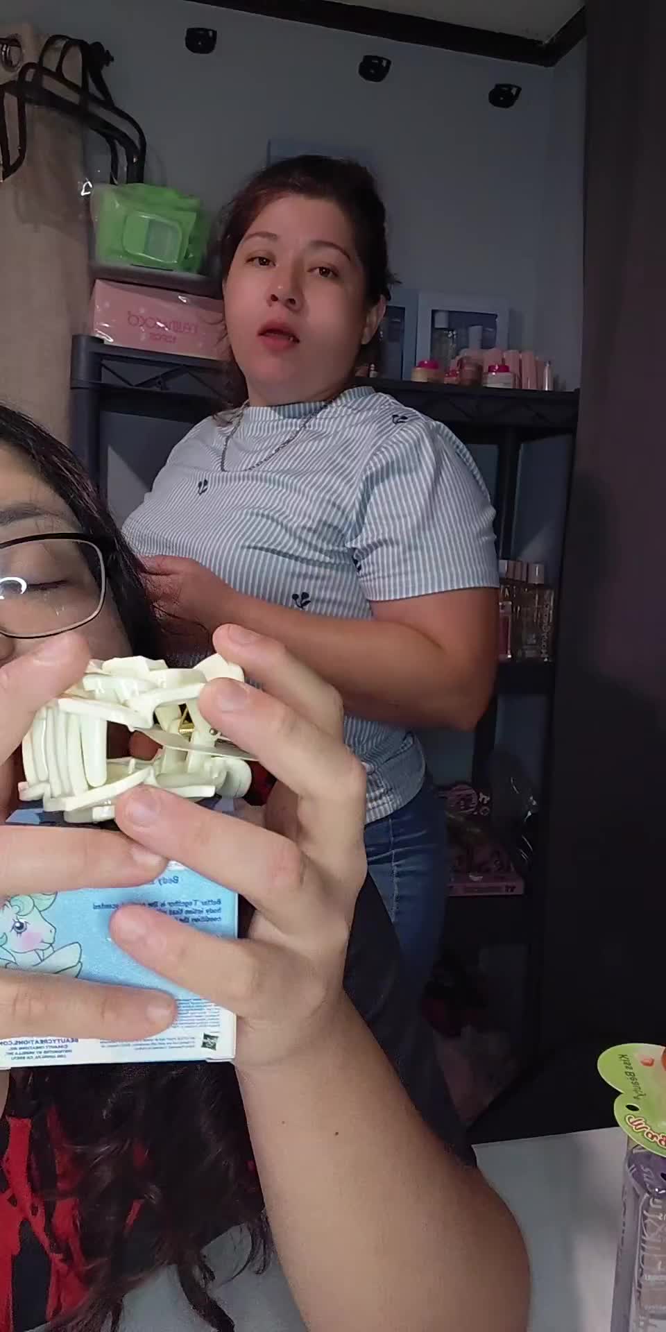 @Kiticosmetics