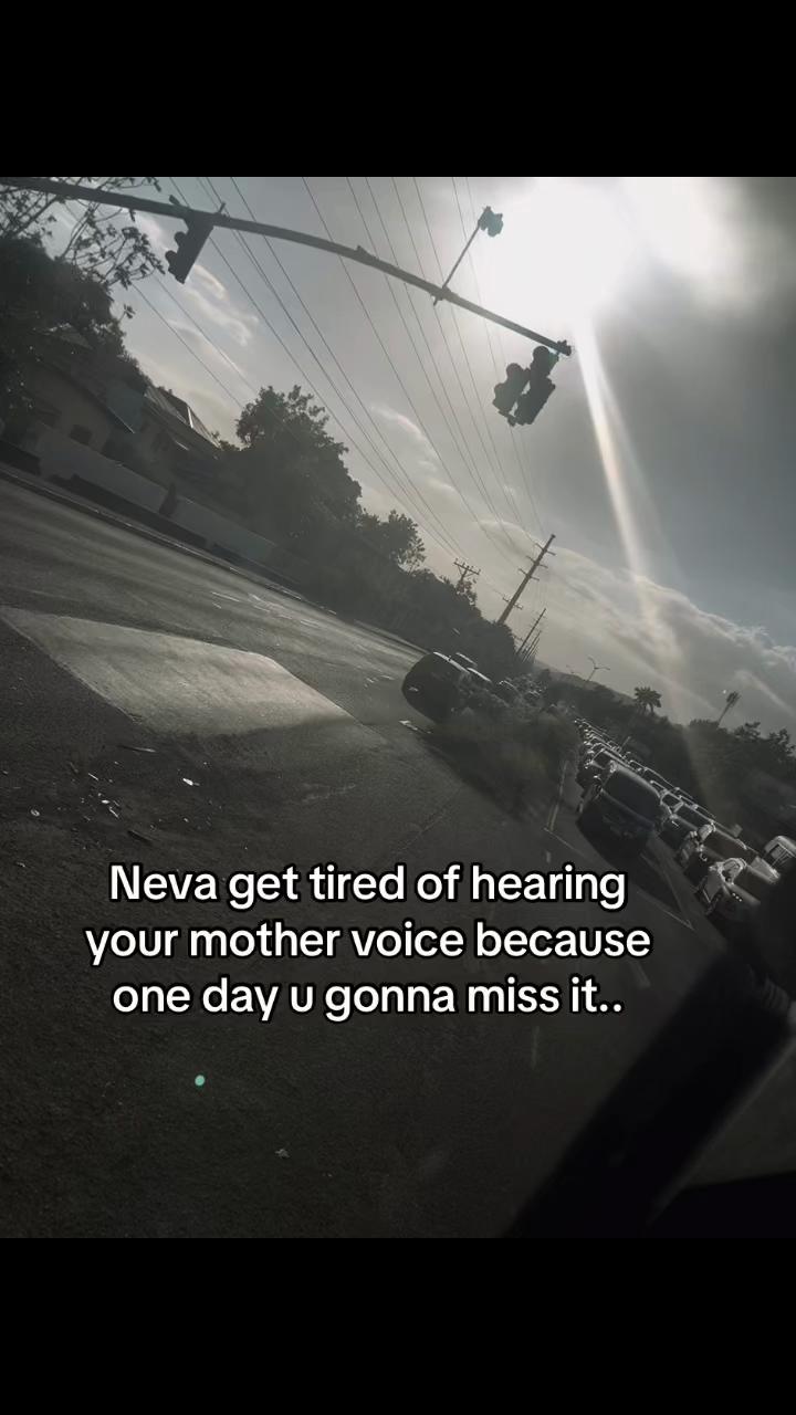 @👤
