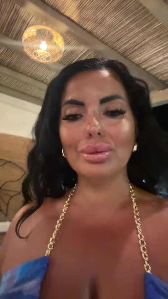 @Carmen Jasmine Esmer