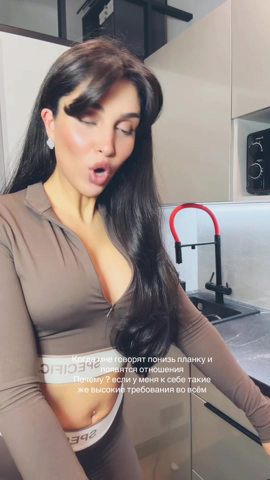 @KRISTALIA 💎