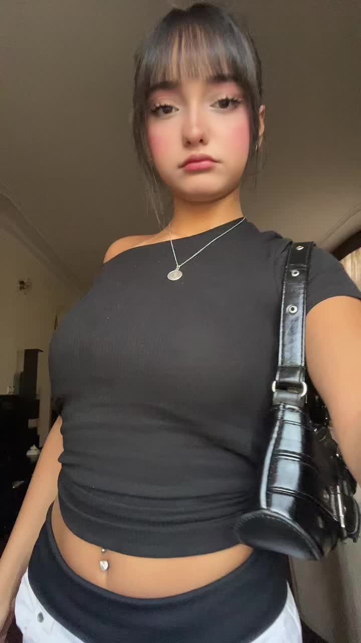 @🐚