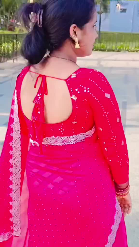 @Divya 🫰🫶