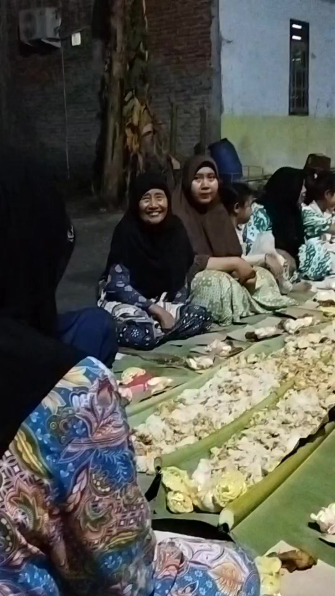 @Ibu 2 anak
