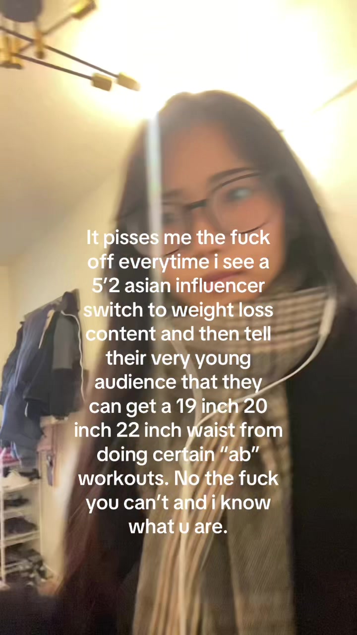 @:3