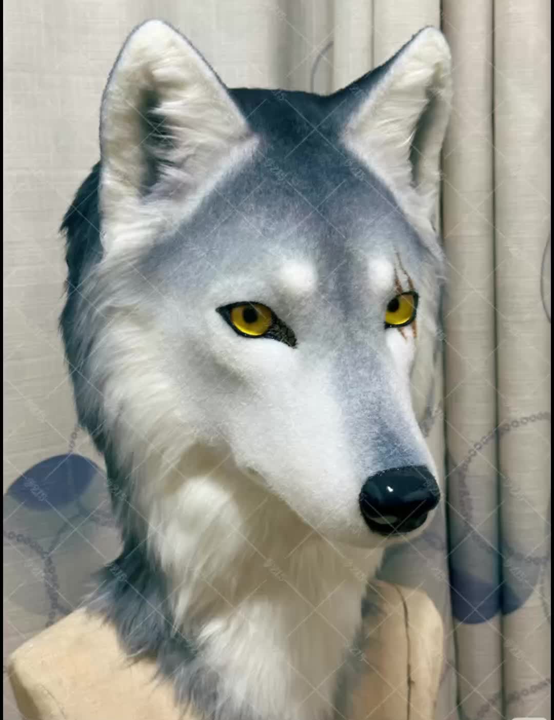 @RealFur